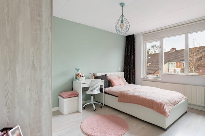 Foto 32 van Hoogerheijdestraat 204