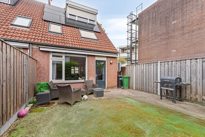 Foto 18 van Finlandplantsoen 49