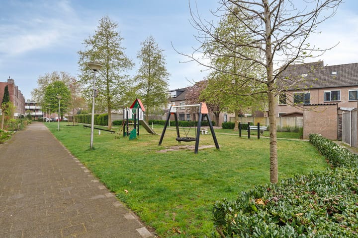 Foto 21 van Finlandplantsoen 49