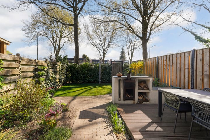 Photo 52 of Esdoorngaard 25