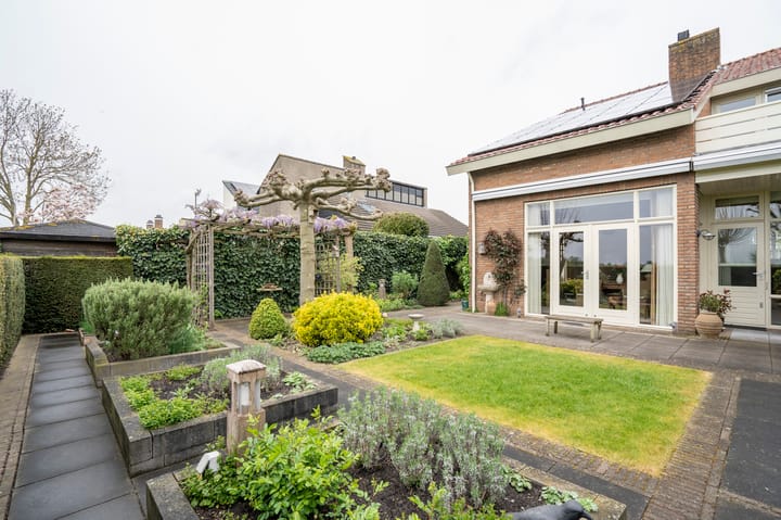 Foto 41 van M.E.L. Westenburgstraat 11