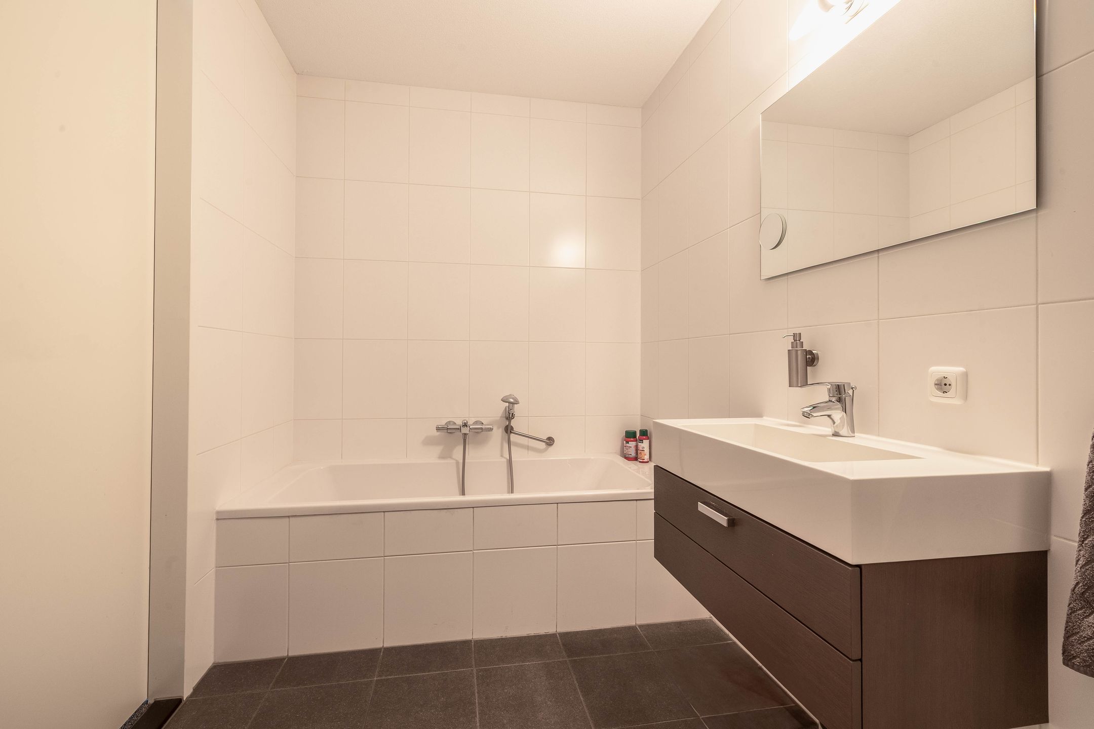 Photo 42 of Mgr Swinkelsstraat 15