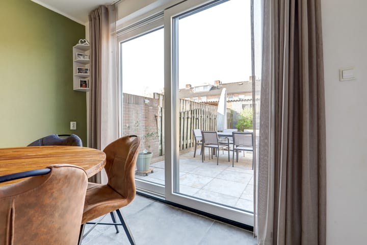 Foto 15 van Rooseveltstraat 21