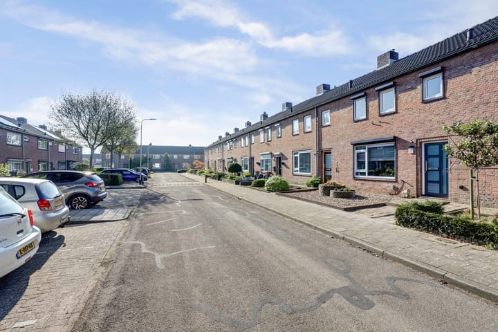 Foto 39 van Rooseveltstraat 21