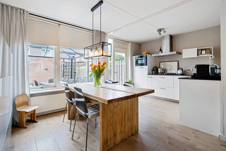 Foto 11 van Zeswegenlaan 145