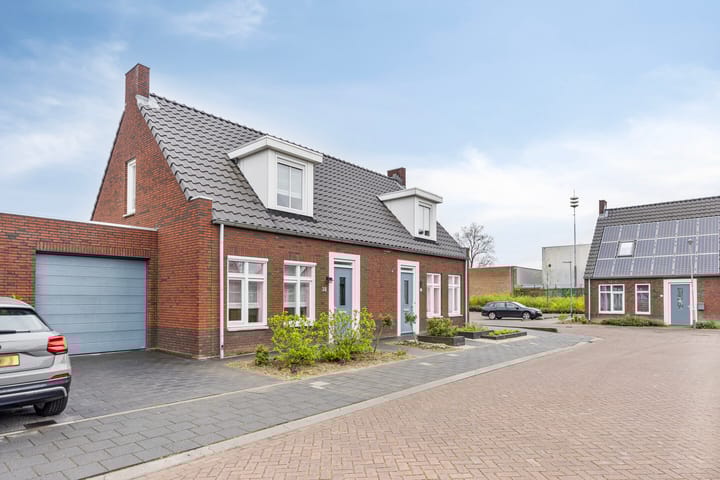 Foto 2 van Kapelaan Slotsstraat 38