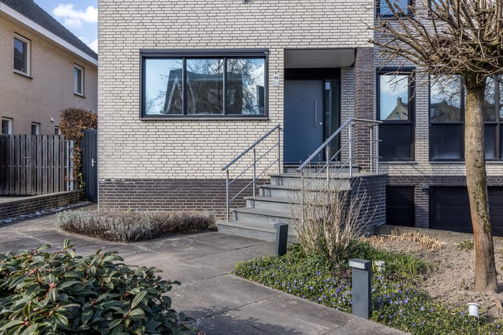 Photo 3 of Valkenburgerweg 42