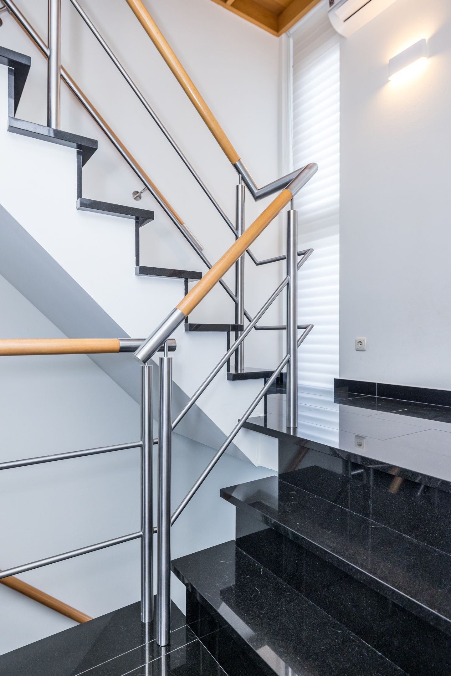 Foto 6 van Valkenburgerweg 42