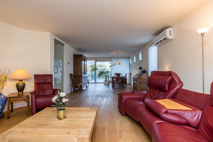 Photo 12 of Valkenburgerweg 42