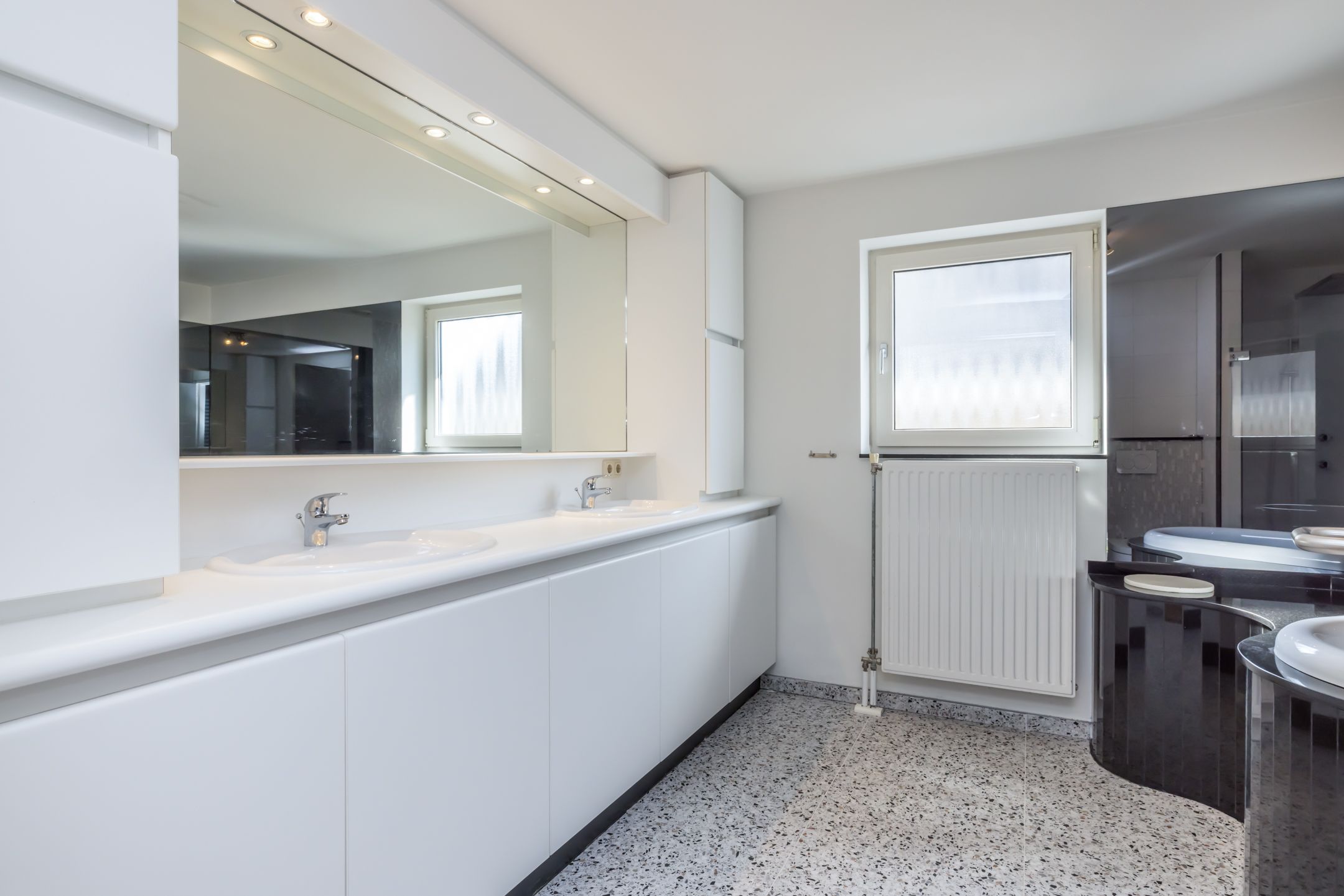 Foto 30 van Valkenburgerweg 42