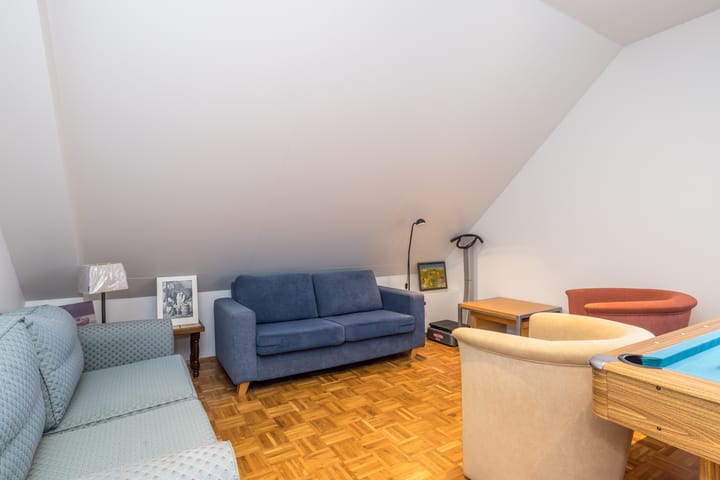 Photo 37 of Valkenburgerweg 42