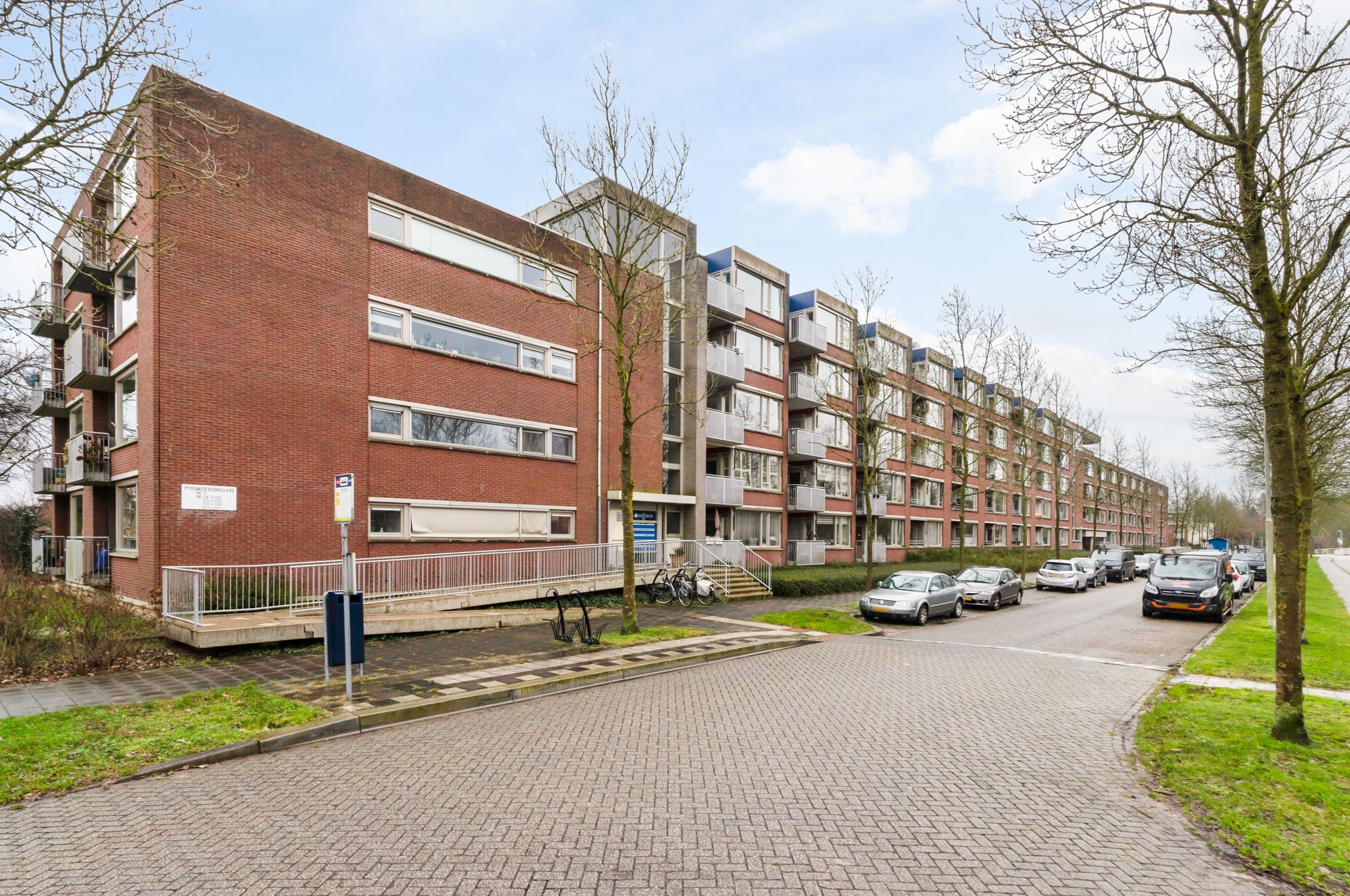 Foto 6 van Pyramideboomgaard 410