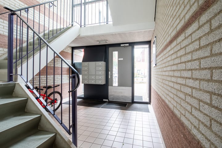 Foto 19 van Looierstraat 41