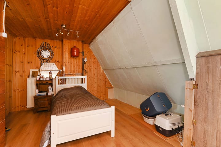 Photo 19 of Van Brederodestraat 107