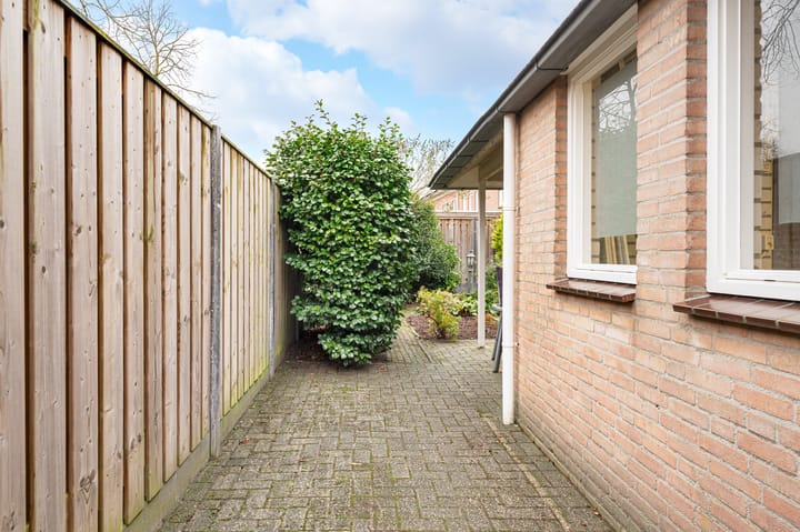 Photo 24 of Beethovenstraat 1