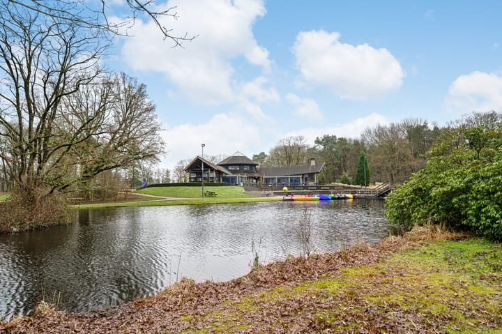 Photo 32 of Beethovenstraat 1