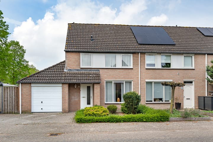 Photo 33 of Beethovenstraat 1