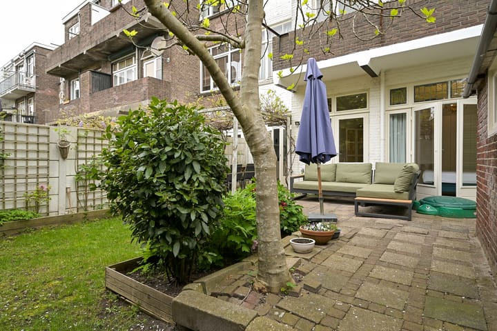 Foto 18 van Caan van Necklaan 222