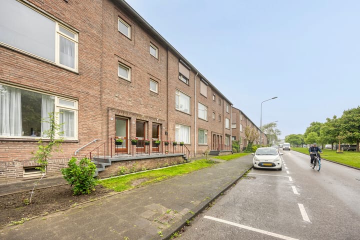 Foto 1 van Peter Huyssenslaan 33