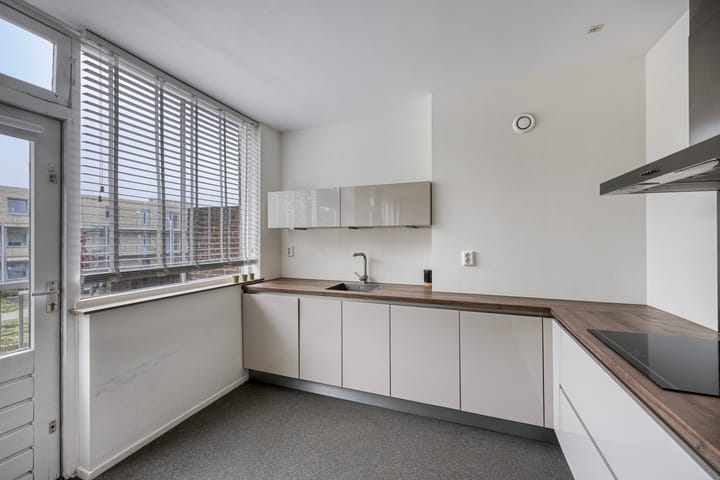 Foto 2 van Peter Huyssenslaan 33