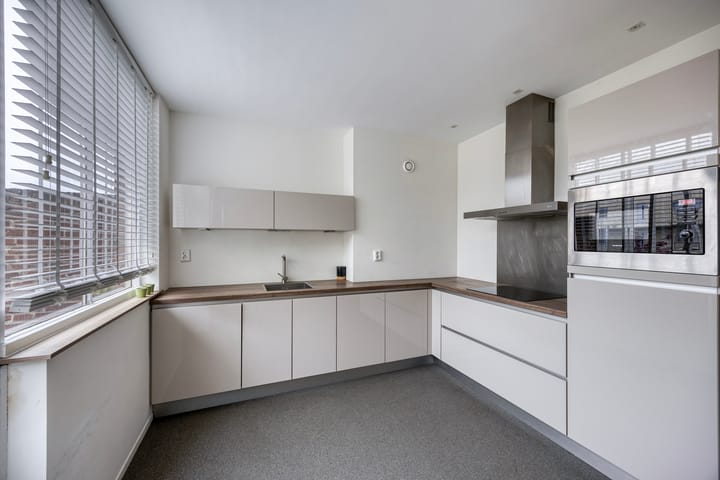 Foto 9 van Peter Huyssenslaan 33