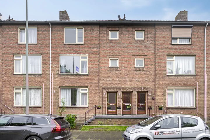 Foto 19 van Peter Huyssenslaan 33