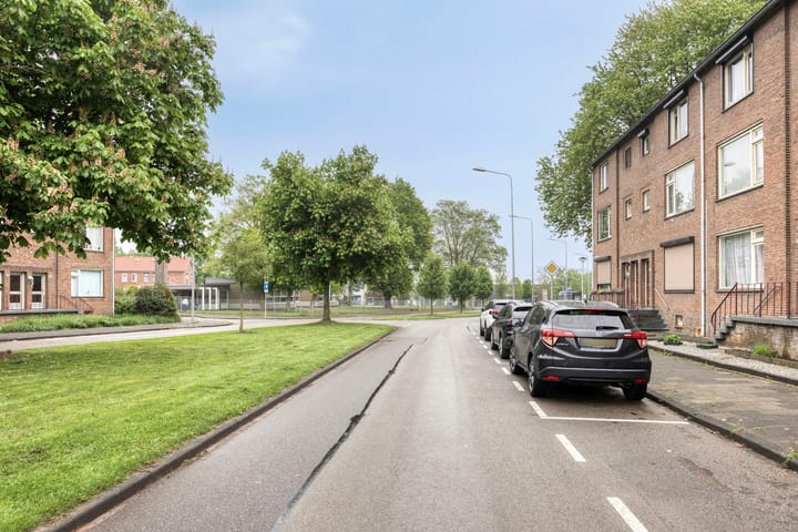 Foto 20 van Peter Huyssenslaan 33