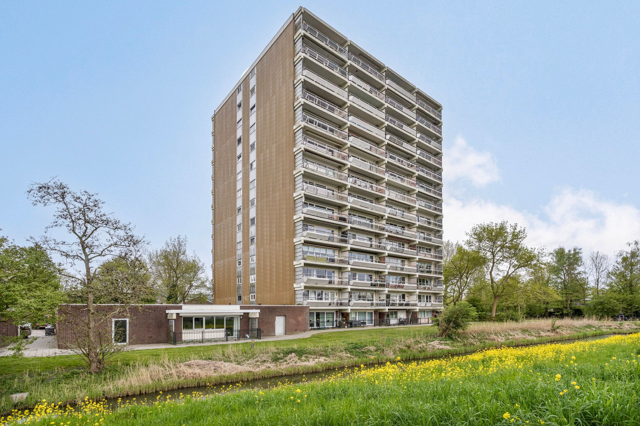 Foto 27 van Burgemeester D. Kooimanweg 65