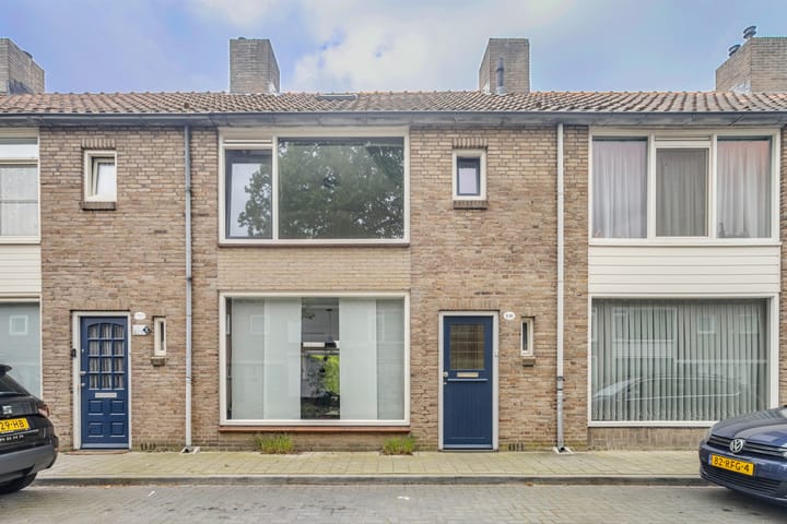 Foto 2 van Ambrosiusstraat 10