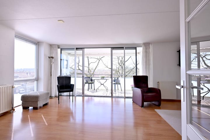 Foto 4 van Leonard Springerlaan 59