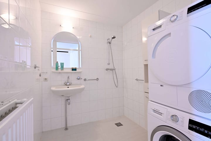 Foto 22 van Leonard Springerlaan 59