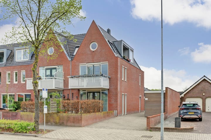 Foto 8 van Hoofdweg 184-C