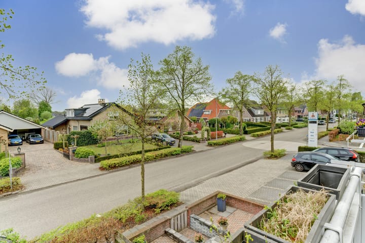 Foto 24 van Hoofdweg 184-C