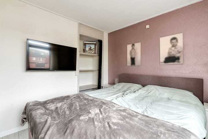 Photo 14 of Tollensstraat 46