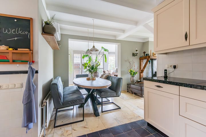 Foto 16 van Anton Tijdinklaan 2