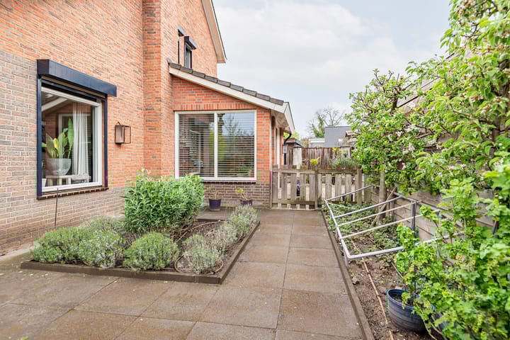 Foto 44 van Anton Tijdinklaan 2