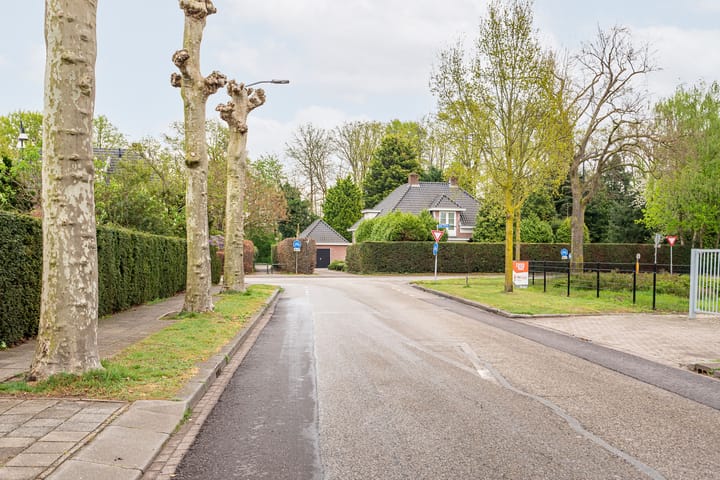 Foto 52 van Anton Tijdinklaan 2