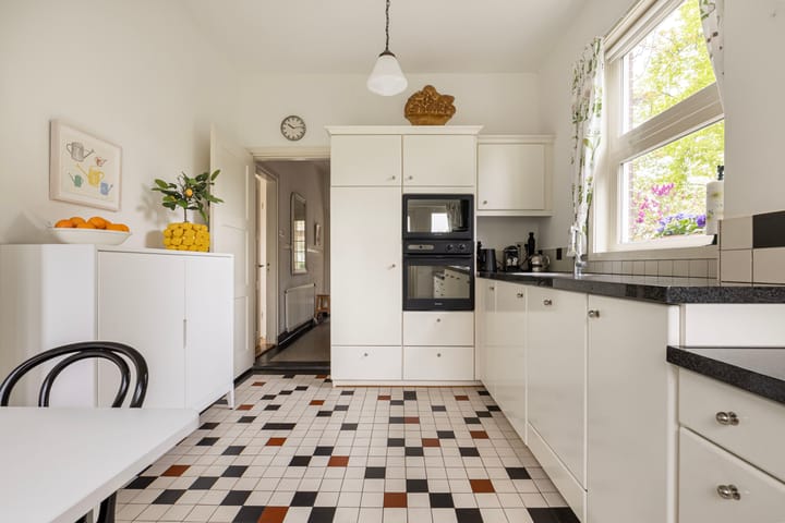 Foto 12 van Johannes Vermeerstraat 2