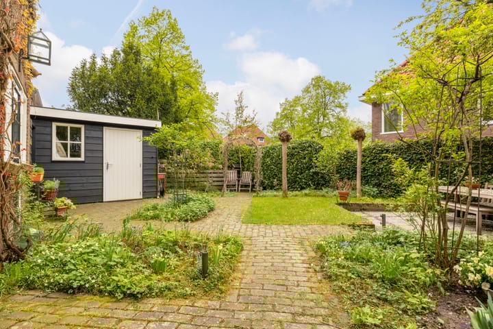 Foto 33 van Johannes Vermeerstraat 2