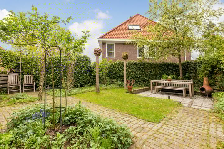 Foto 34 van Johannes Vermeerstraat 2