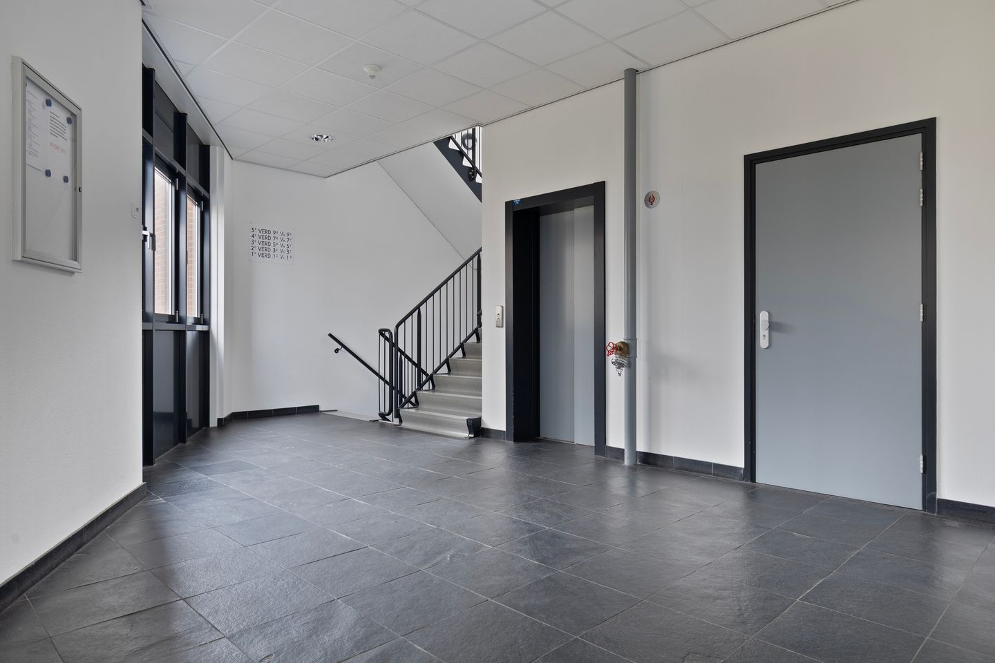 Foto 29 van Frieseweg 5-F