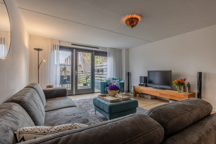 Foto 8 van Burgemeester Jhr. Quarles van Uffordlaan 469