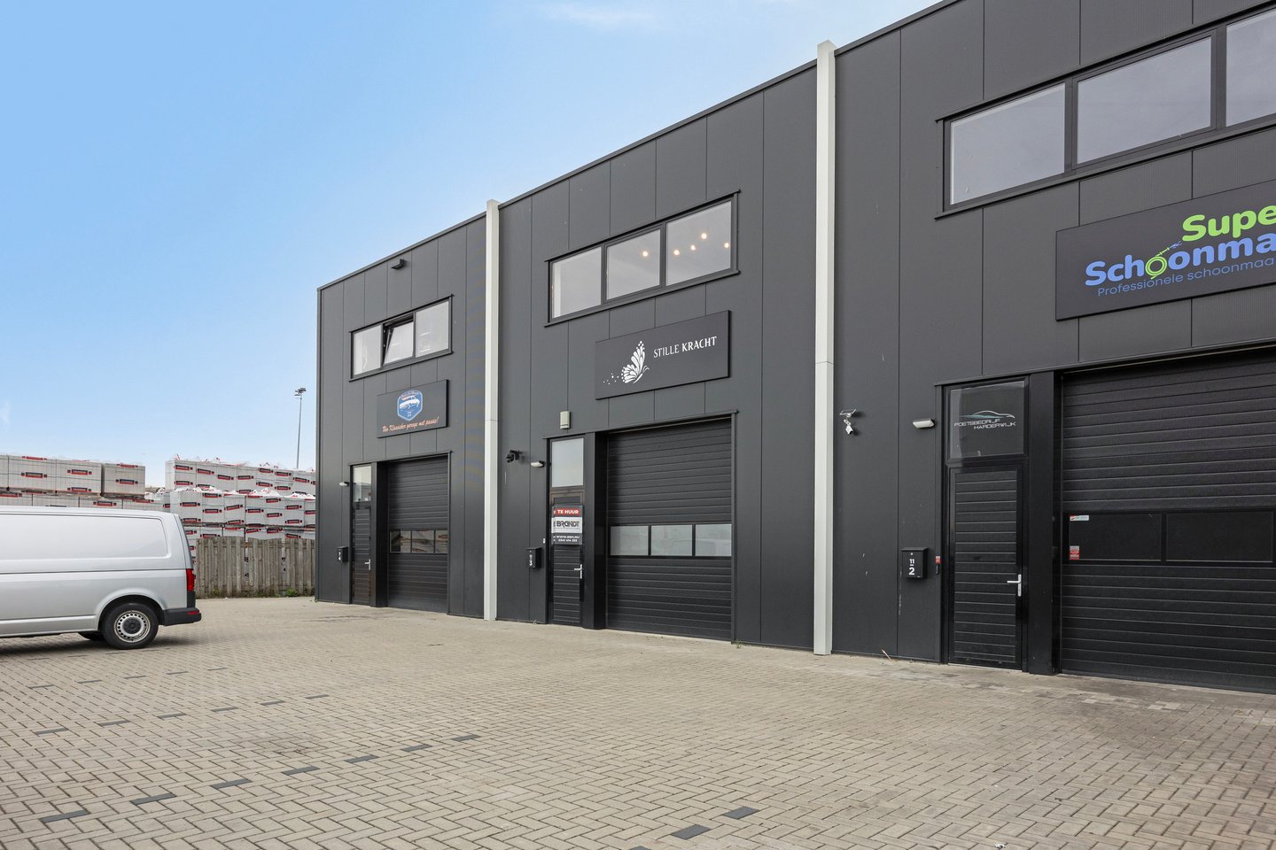View photo 2 of Lorentzstraat 11-03