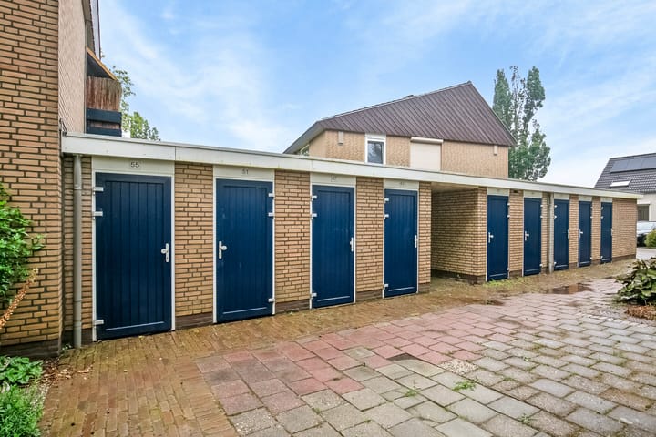 Photo 28 of Piet Heinstraat 55