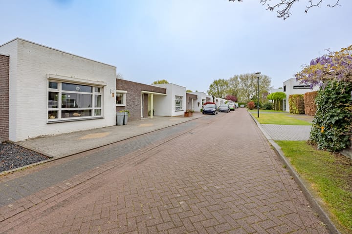 Foto 29 van Anna Blamanstraat 3