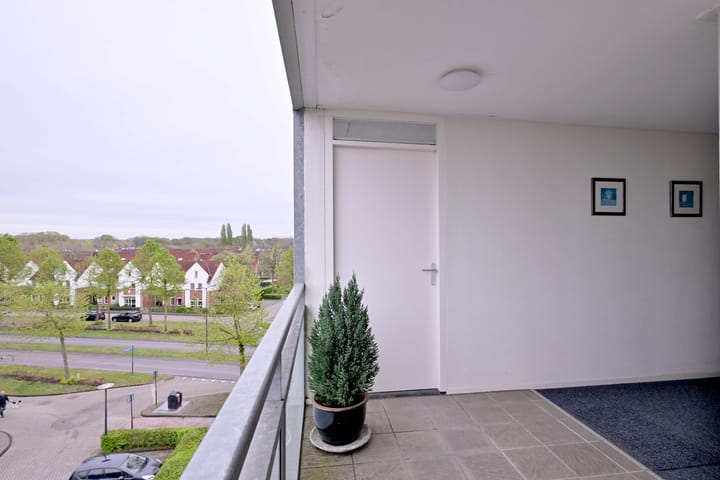 Foto 23 van Leonard Springerlaan 63