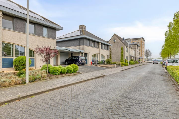 Foto 33 van Lemmeraak 21