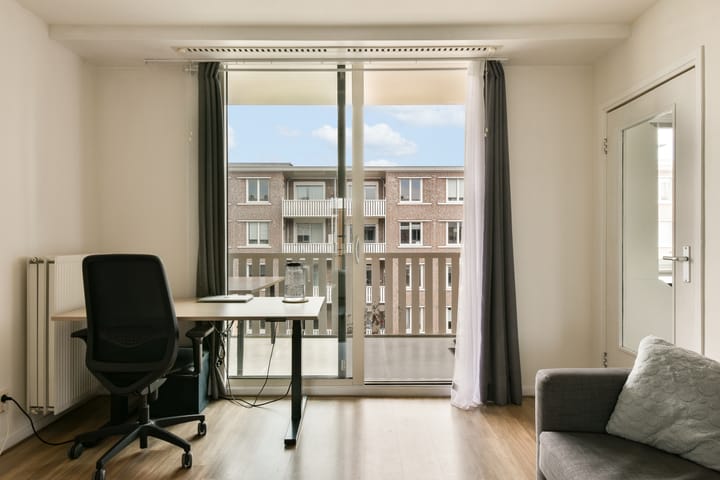 Foto 7 van Akbarstraat 18-C