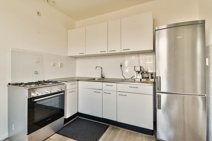 Foto 9 van Akbarstraat 18-C