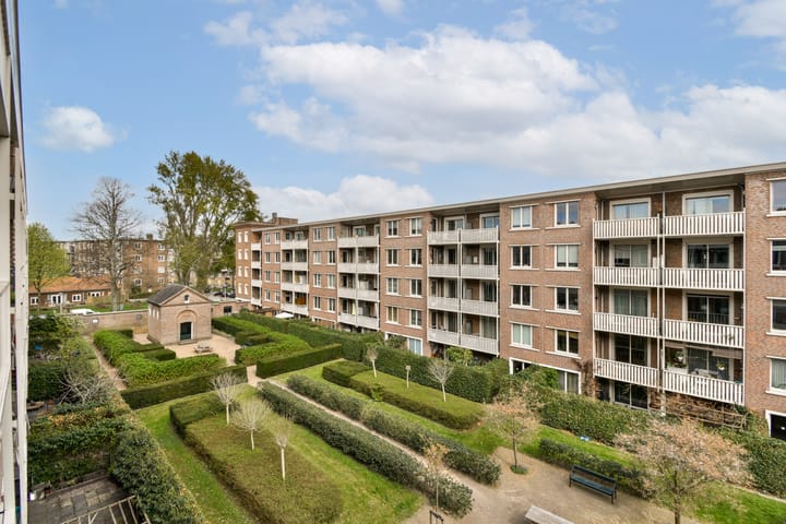 Foto 13 van Akbarstraat 18-C